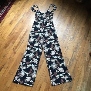 Zara Floral HighWaisted Jumpsuit (Medium)